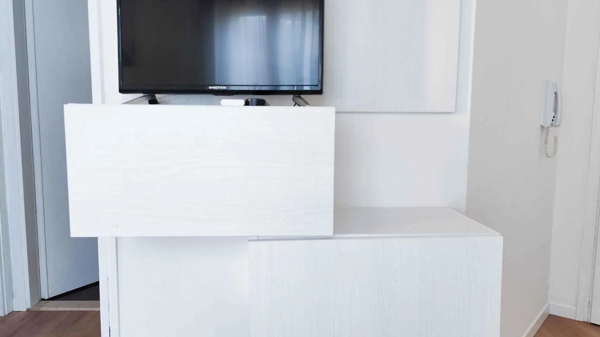 Apartment In Lido Di Jesolo 24800